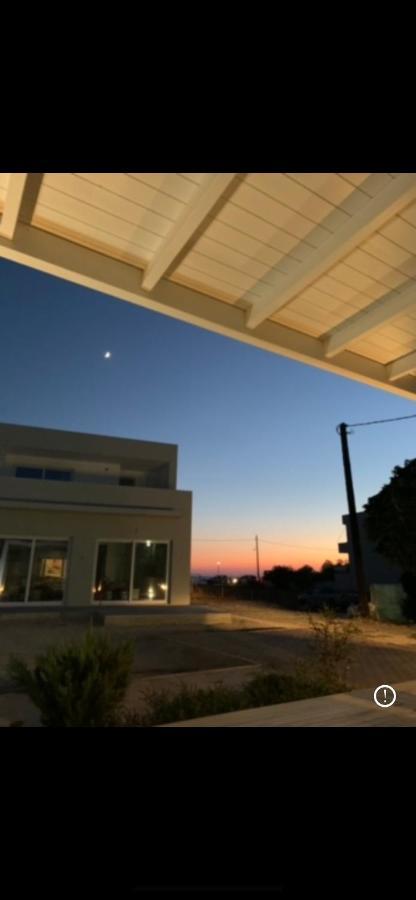Dione Villa Kokkinos Pirgos Exterior photo